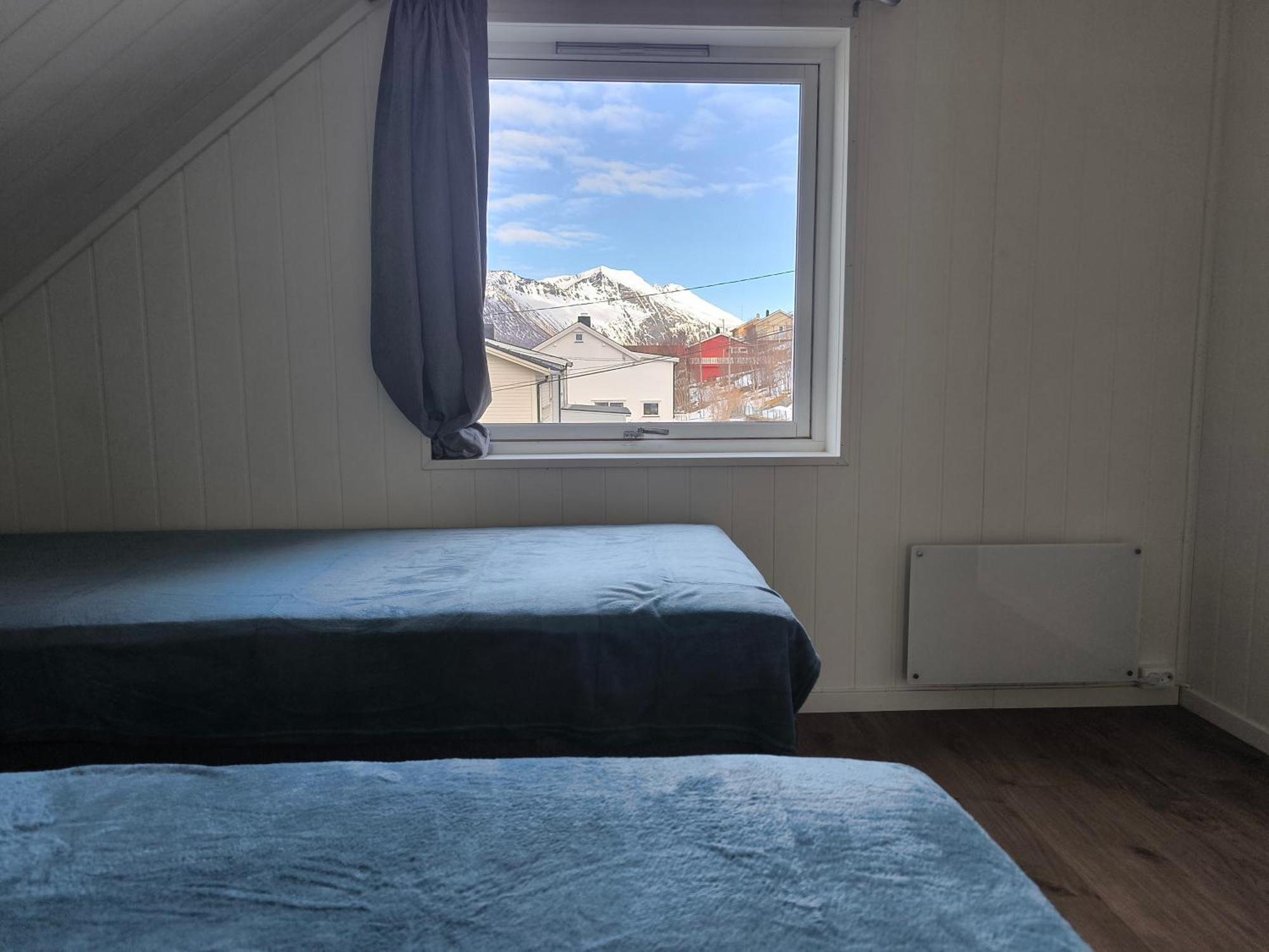 Villa Hus Gryllefjord Exterior foto